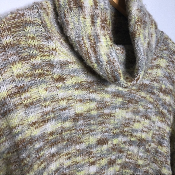 American Eagle Outfitters Cowl Neck Space Dye Crop Sweater S - Picture 3 of 7